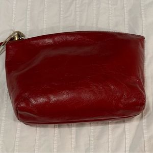 Hobo International cardinal zipper pouch NWT